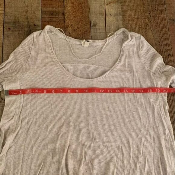 FP We the free womens oversized long sleeve peplum cream top -S - Picture 2 of 10